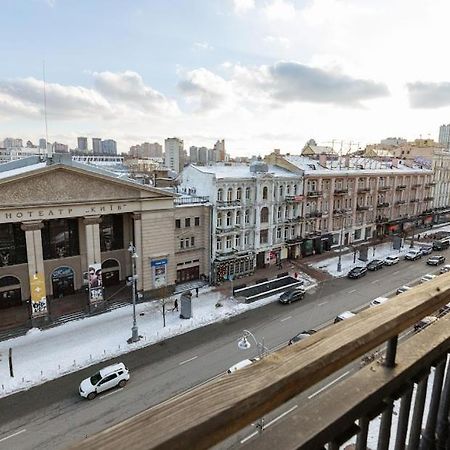 911 Apartments Antonovichа Kiev Ngoại thất bức ảnh