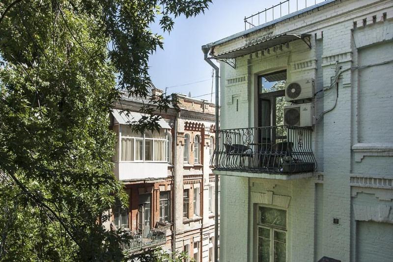 911 Apartments Antonovichа Kiev Ngoại thất bức ảnh
